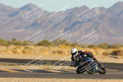 media/Jan-11-2025-CVMA (Sat) [[ddeb3f563a]]/Race 13-Amateur Supersport Open/